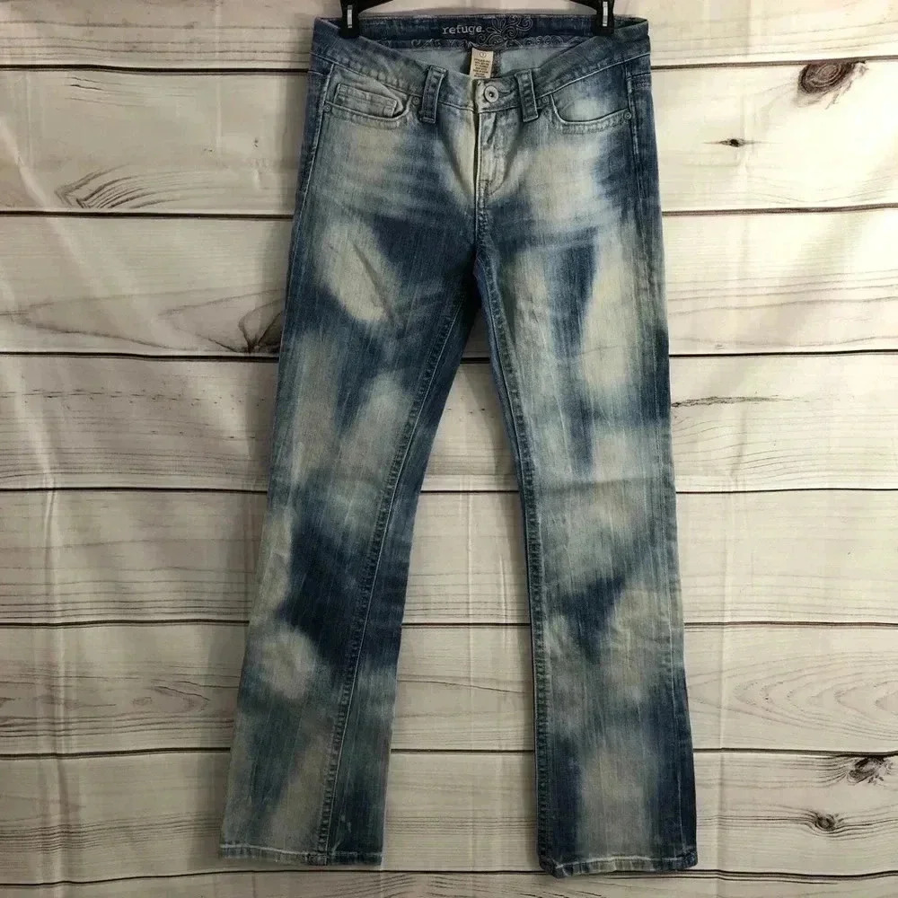 Refuge Straight Leg Jeans Women Size 7 Blue Acid Wash Low Rise CR-9142